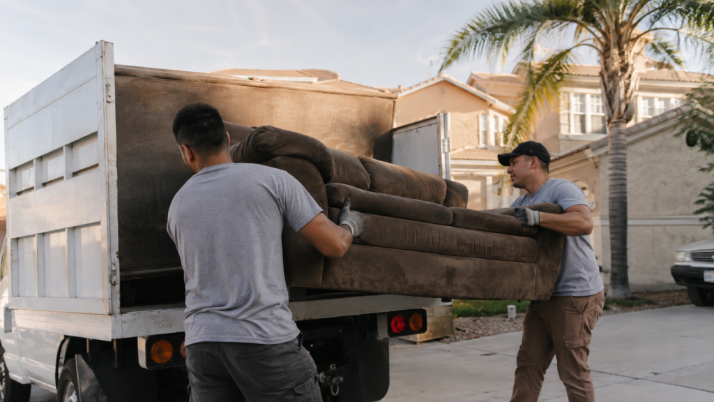 Professional Sofa Junk Removal Service in Santa Clara, California